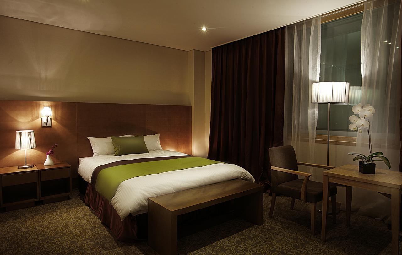 Y Ocean Hotel Yeosu Zimmer foto