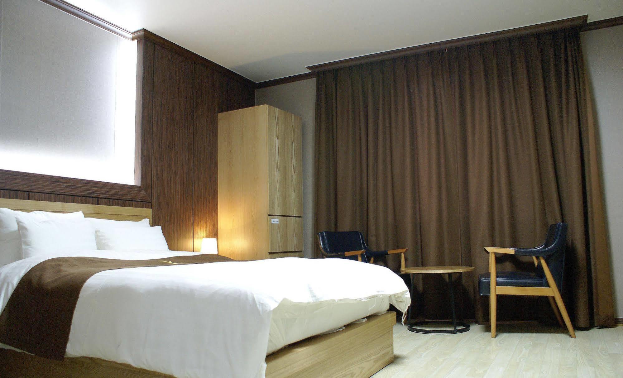 Y Ocean Hotel Yeosu Exterior foto